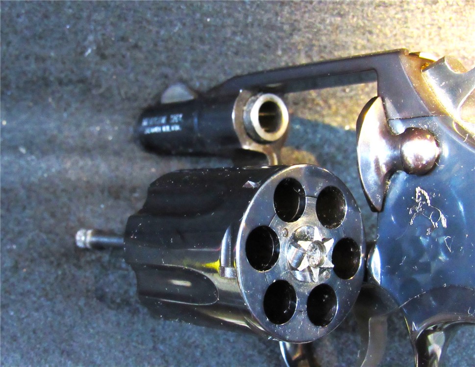Colt  Detective Special  99%  Unfired   .32 Colt N.P.  -img-17