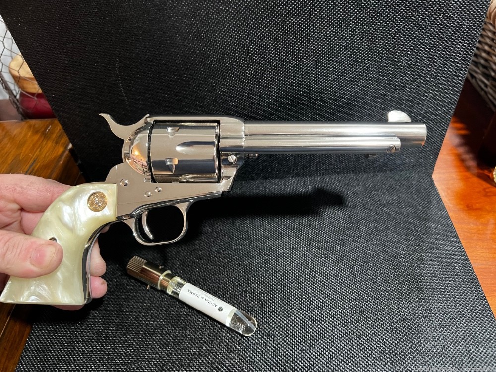 Colt Single Action Army 44 special 1979 Third Gen as new-img-3