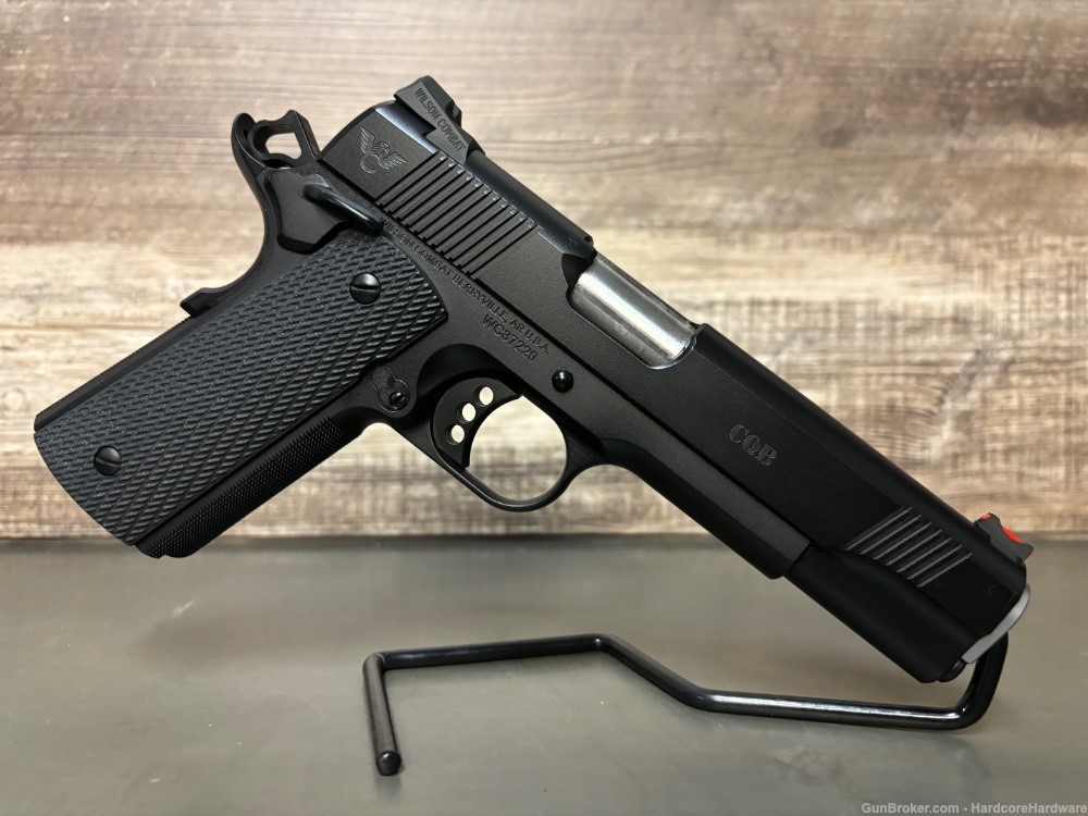 Wilson Combat CQB 5" 1911 + 5 mags... mint condition! -img-2