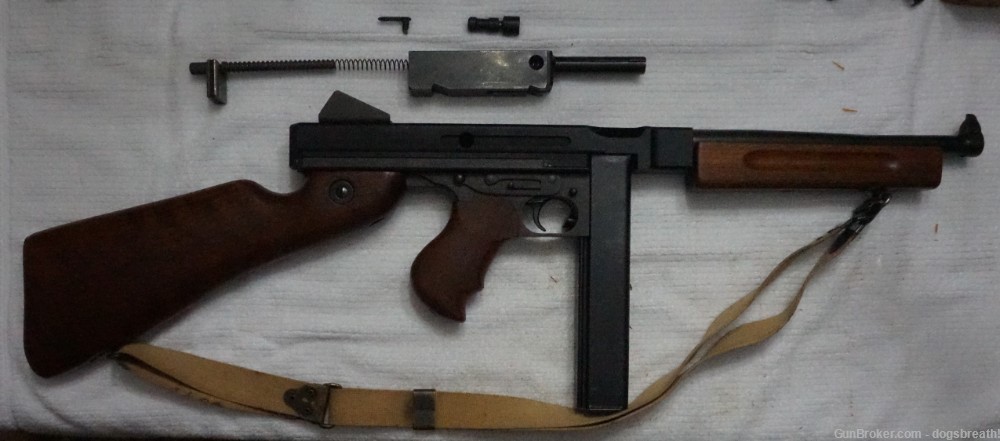 Thompson SMG, M1A1, Parts gun, Display gun, all internal parts-img-0