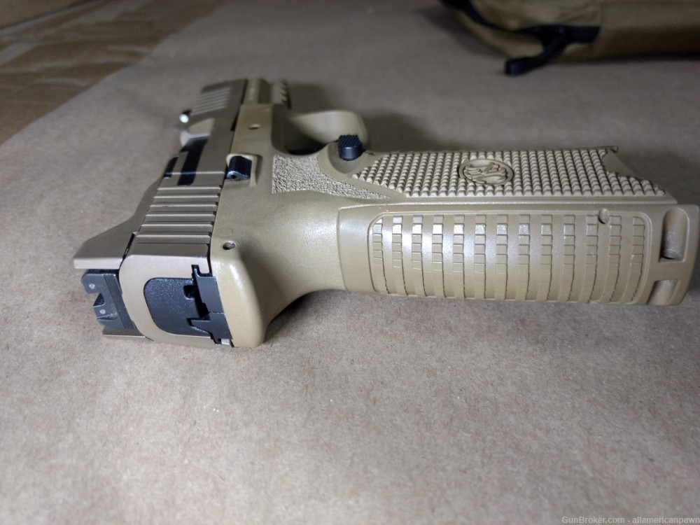 FN 509 Tactical Full Size 9mm FDE w/ 17rd + 24rd, Threaded Barrel w/ Acc.-img-4