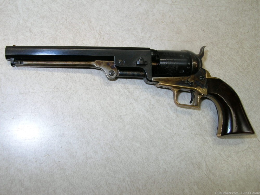 Uberti miniature 1851 Navy Colt REPLICA-img-1