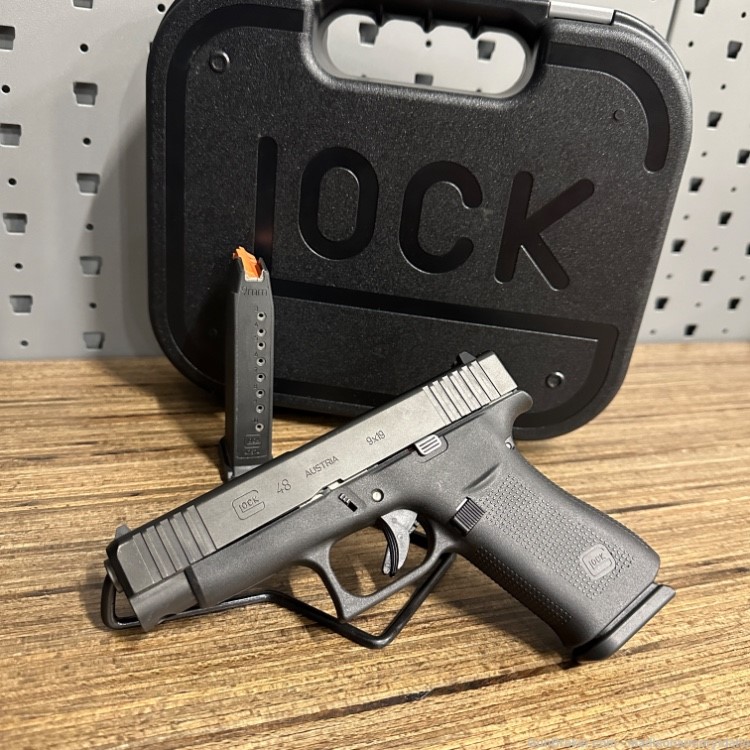 Glock 48 9mm 4" 10rd w/ Box + Papers VERY CLEAN! PENNY AUCTION-img-0