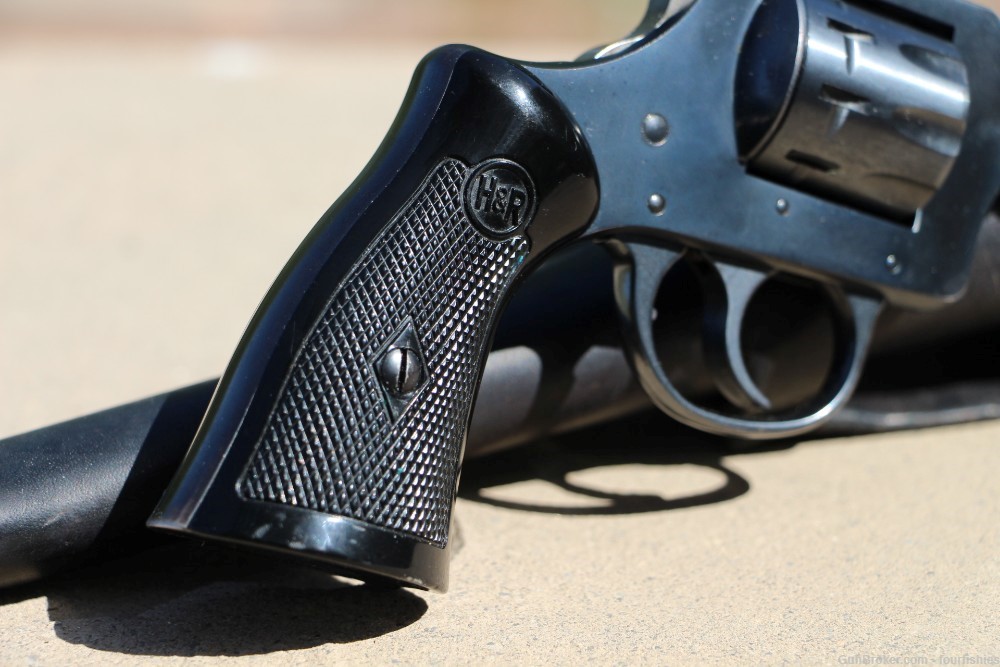 NEAR MINT 1976 H&R Model 929 9 shot DA SA revolver w/ holster EXCELLENT-img-6