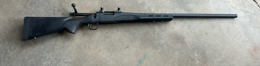 Remington 700 BDL 22-250 like new condition-img-1