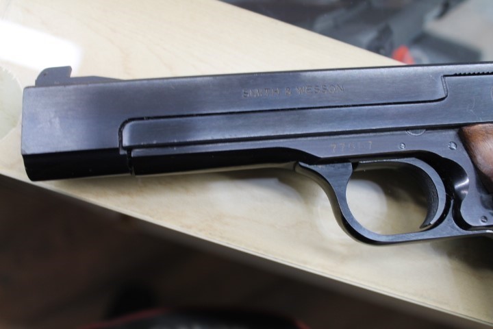 S&W Model 41-img-10