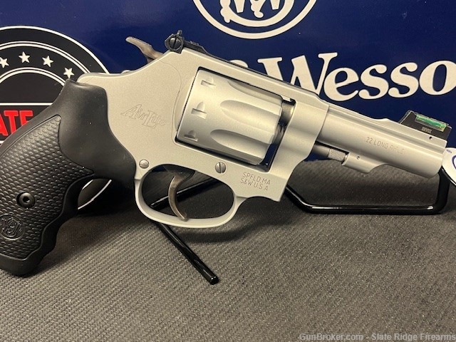 Smith & Wesson Model 317 Kit Gun .22lr New In Box-img-3