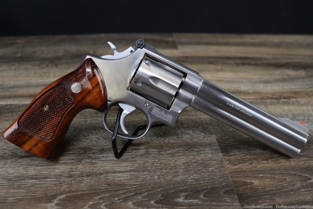 Smith & Wesson 686 .357 mag Revolver w/ Original Box-img-5