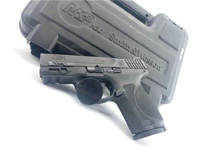 Smith & Wesson M&P 9 M2.0 compact Semi Automatic P