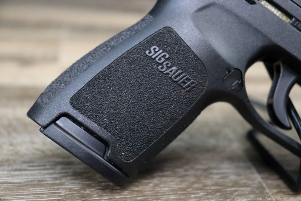 Sig Sauer P250 .45 ACP Semi Auto Pistol w/ Hard Case + Additional Magazine-img-6