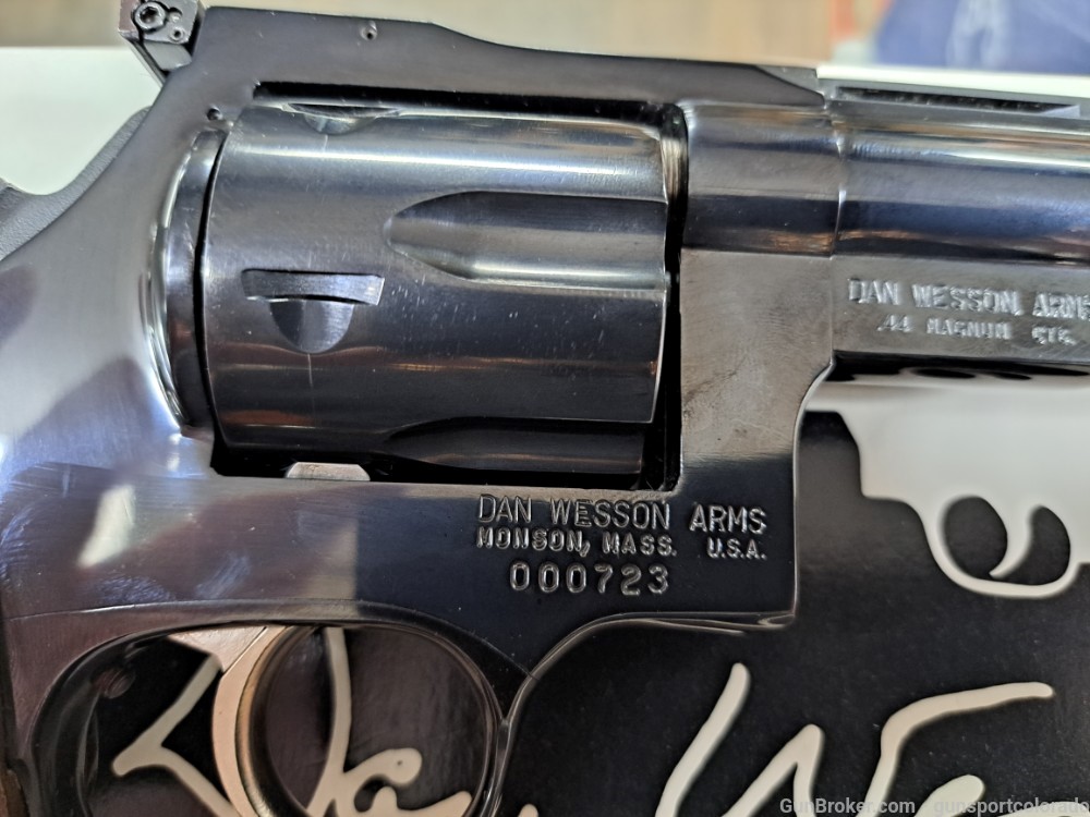 Dan Wesson 44V 44Mag 6" And 10" Barrel With Box Very Clean-img-2