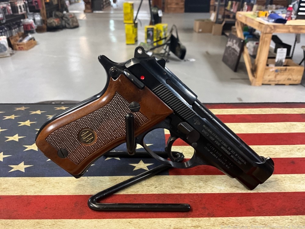 Beretta 87 Cheetah .22LR, excellent condition, with box and extra mag ...