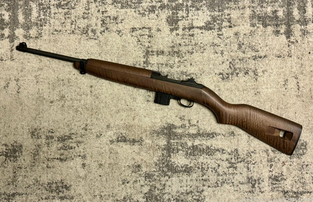 Auto Ordnance M1 Carbine, .30 Carbine, 18" bbl, Walnut Stock, LIGHTLY USED!-img-2