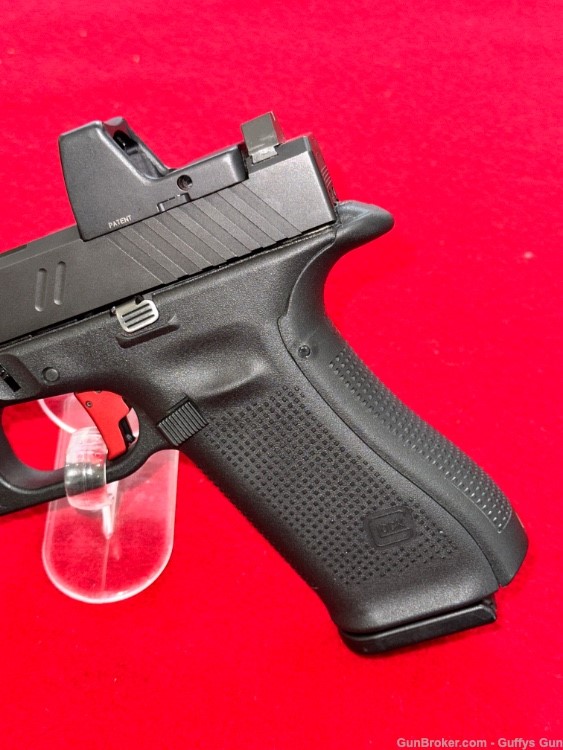 Glock G17 Gen 5 9MM W/ RMR *PENNY AUCTION*-img-2