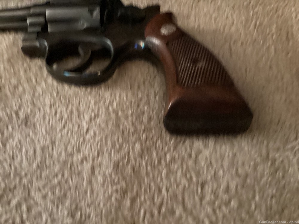 Smith and wesson model 10-5-img-2