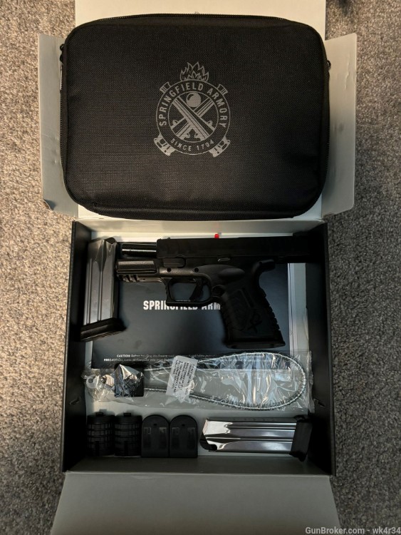 Collectable Springfield XDM Elite Compact, Optic ready, 14 rds mags.-img-3