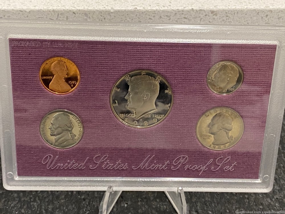 Beautiful 1989 United States Mint Proof Set with COA-img-2