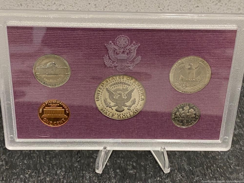 Beautiful 1989 United States Mint Proof Set with COA-img-3