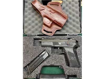 CZ 75 P-07 Duty 9mm Da/sa w/ night sights, hard case & 2 mags