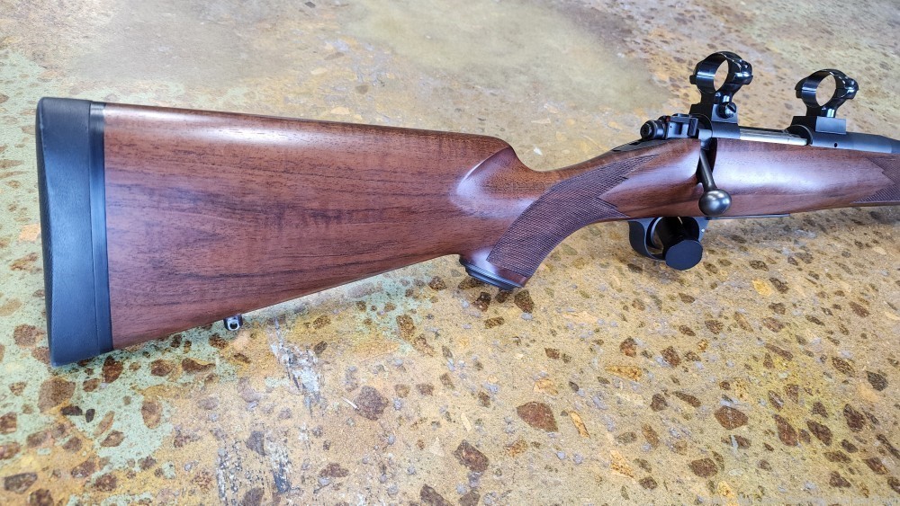 Beautiful Kimber 84M Classic chambered in 243win 21" lightweight -img-3