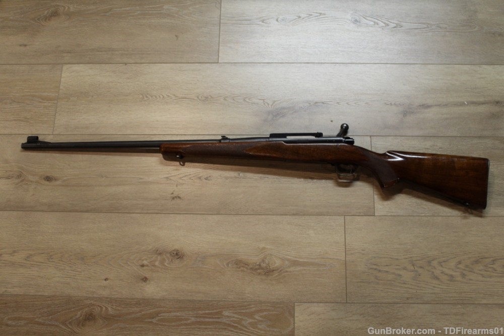 Winchester model 70 pre-64 .220 swift 26" barrel transitional gun mfg 1946-img-1