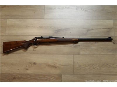 Winchester model 70 pre-64 .220 swift 26" barrel transitional gun mfg 1946