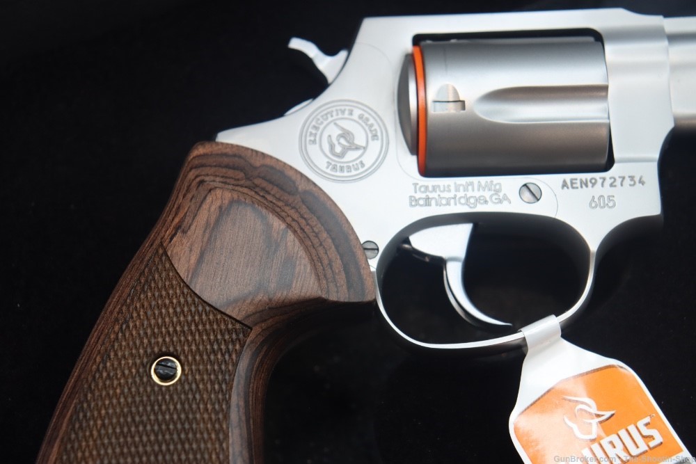 Taurus Model 605 EXECUTIVE GRADE Revolver 357MAG 3" Stainless PREMIUM CASE -img-5