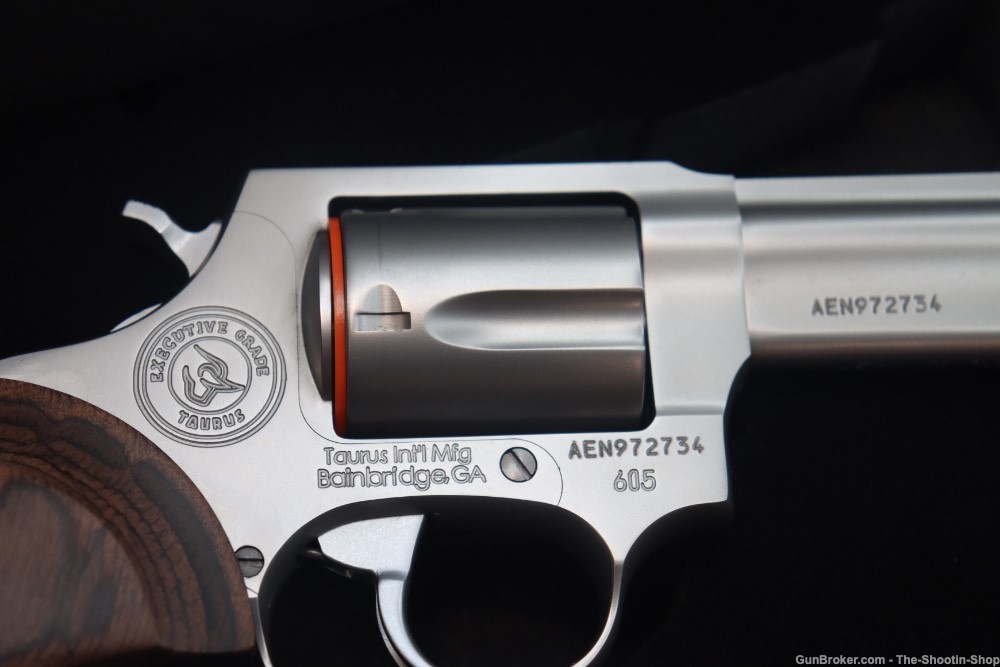 Taurus Model 605 EXECUTIVE GRADE Revolver 357MAG 3" Stainless PREMIUM CASE -img-3