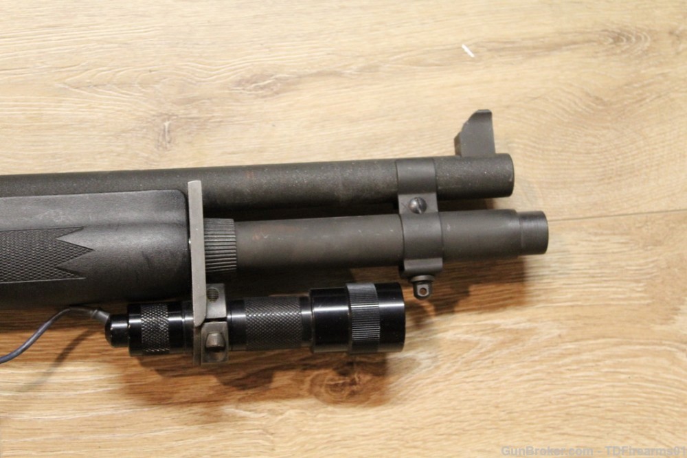 Remington 11-87 Police Pre-ban 12 gauge w/ flashlight & iron sight-img-5