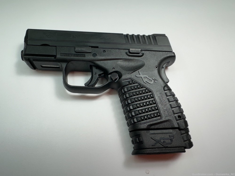 Springfield Armory XDS-45 Pistol with 3.3" barrel in Case - Nearly New!-img-23
