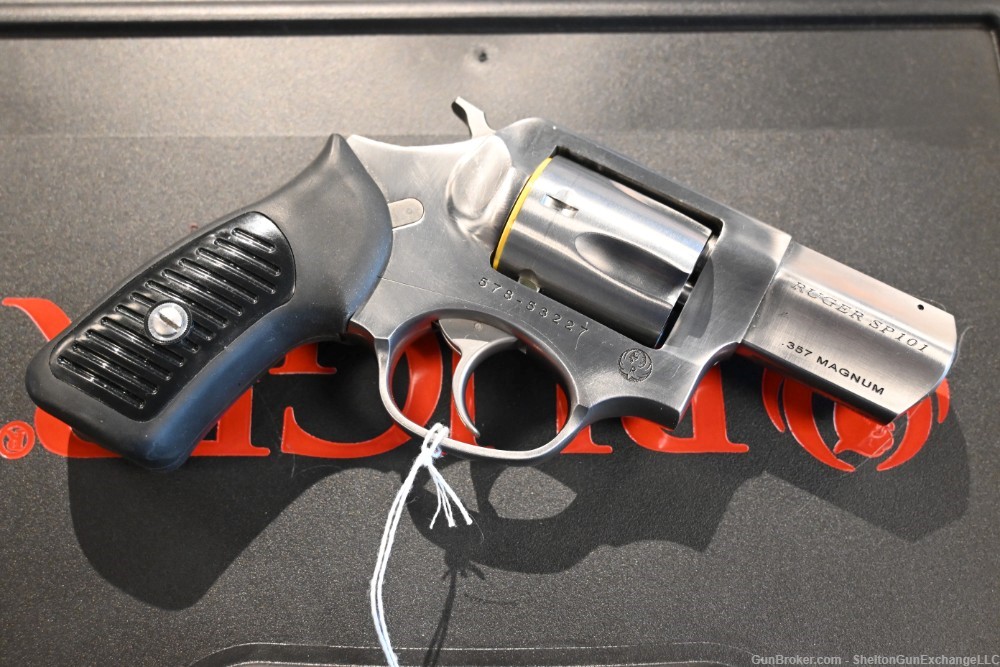 RUGER SP101 IN 357 MAG - MINT CONDITION-img-1