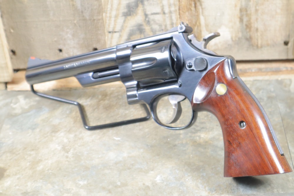 Gorgeous Smith & Wesson 57 .41Magnum Penny Bid NO RESERVE-img-4