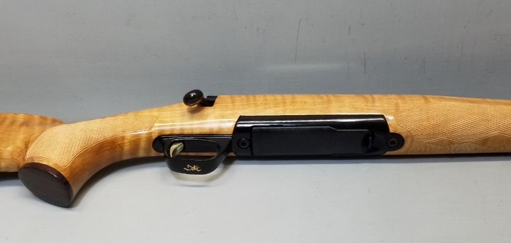 Browning X-Bolt Medallion .270 Win 22" 4rnd Maple Like New!-img-8