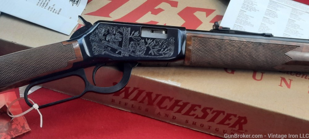 Winchester  9422 High Grade .22lr engraved & stunning wood! NOS! MINT NR-img-3