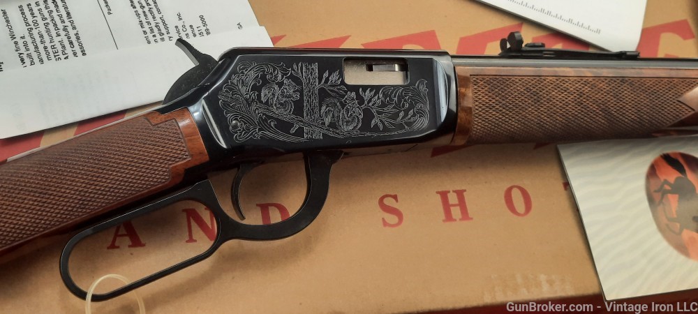 Winchester  9422 High Grade .22lr engraved & stunning wood! NOS! MINT NR-img-39