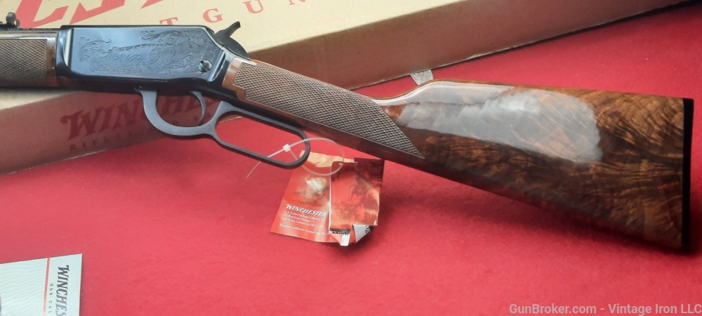 Winchester  9422 High Grade .22lr engraved & stunning wood! NOS! MINT NR-img-15