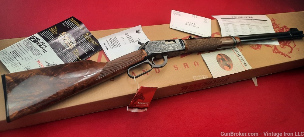 Winchester  9422 High Grade .22lr engraved & stunning wood! NOS! MINT NR-img-40