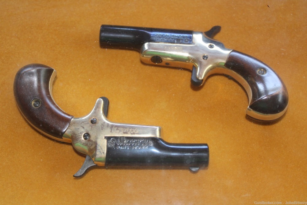 Framed Pair of Colt Derringers 22Short  LIKE NEW!-img-1
