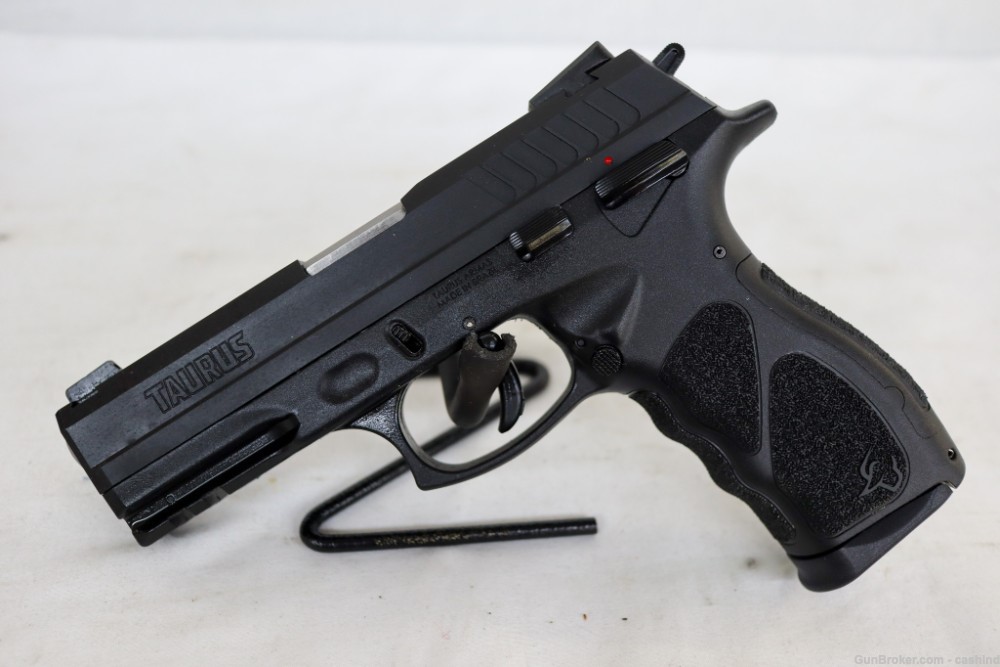 Taurus Model TH40 .40S&W 4.25” Full Size S.Auto Pistol – Black Polymer-img-2
