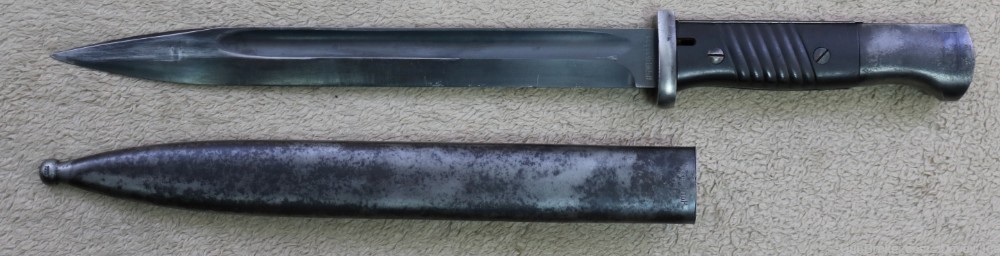 Original WWII German K98 bayonet with matching sheath-img-1
