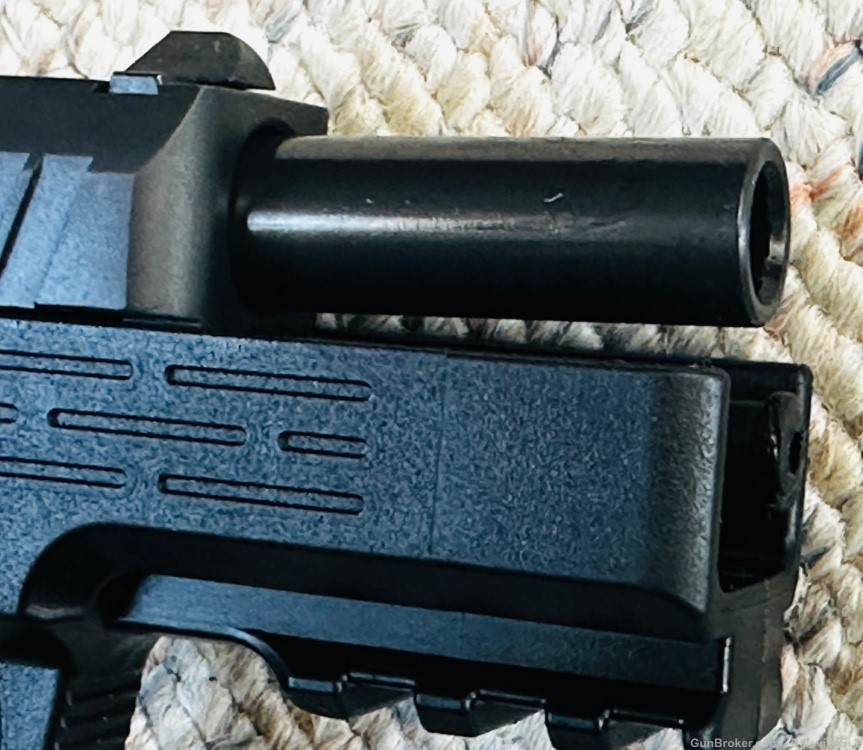 Steyr M9-A2 17 Round Magazine, Factory Case, Manual, Backstraps & Panels-img-18