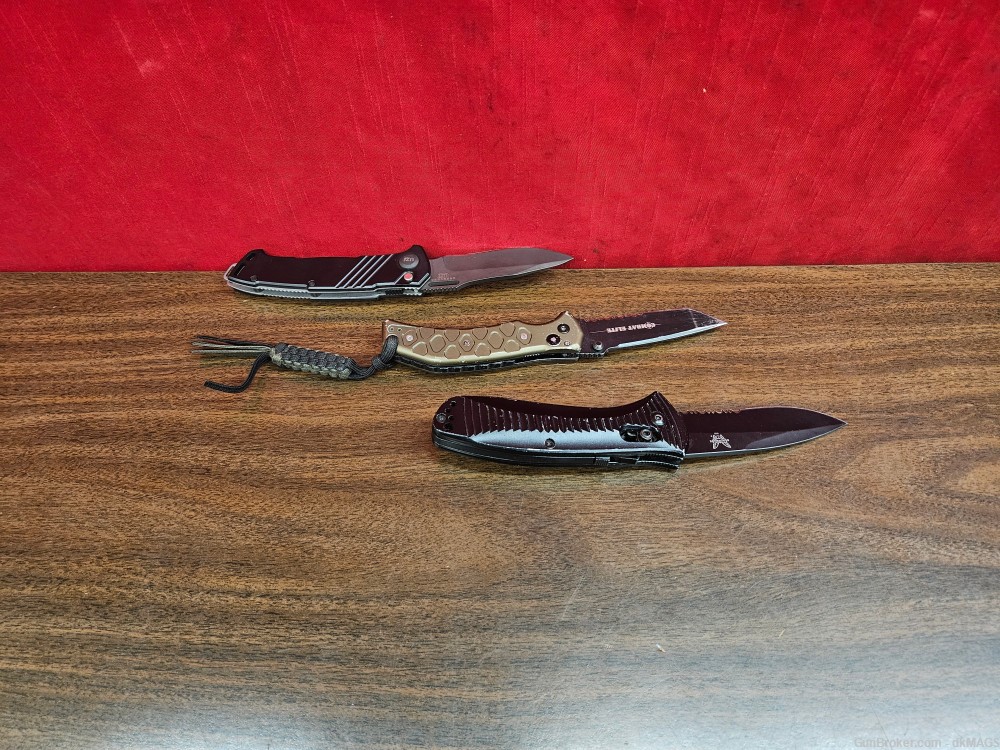 Lot of 3 Auto Knives Benchmade Uzi Wilson Tactical -img-0
