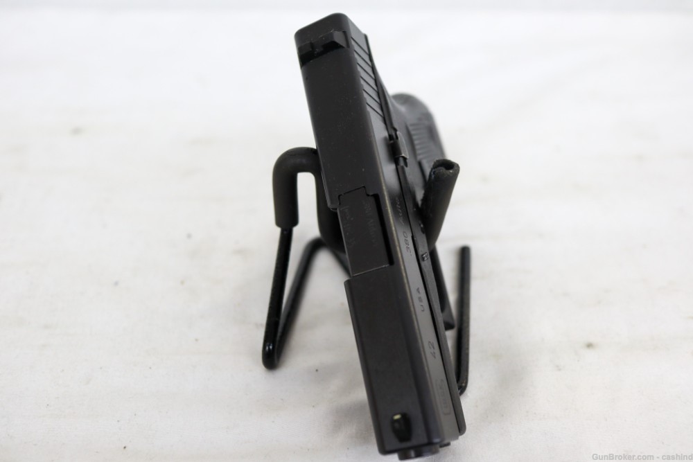 Glock Model 42 .380ACP 3.25” S.Auto Subcompact Pistol – Black Polymer -img-3