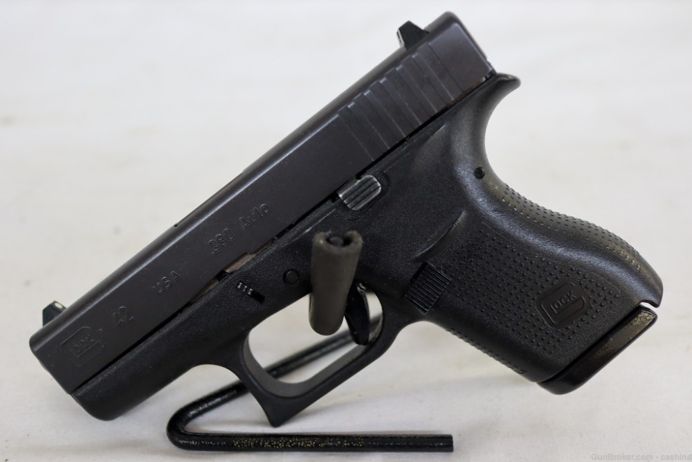 Glock Model 42 .380ACP 3.25” S.Auto Subcompact Pistol – Black Polymer -img-5