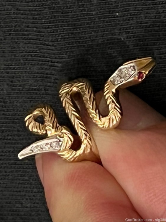 VINTAGE 14K GOLD DIAMOND SNAKE RING WITH RUBY EYES, 5GR -img-5