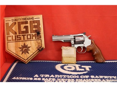 AS - IS Dan Wesson V22 Scarce Stainless 22LR Revolver 4" READ DESCRIPTION!
