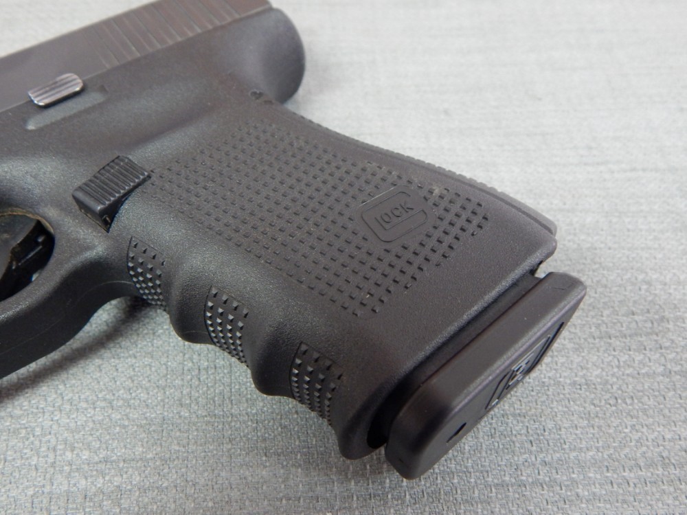 Glock 23 Gen 4 .40 S&W-img-4