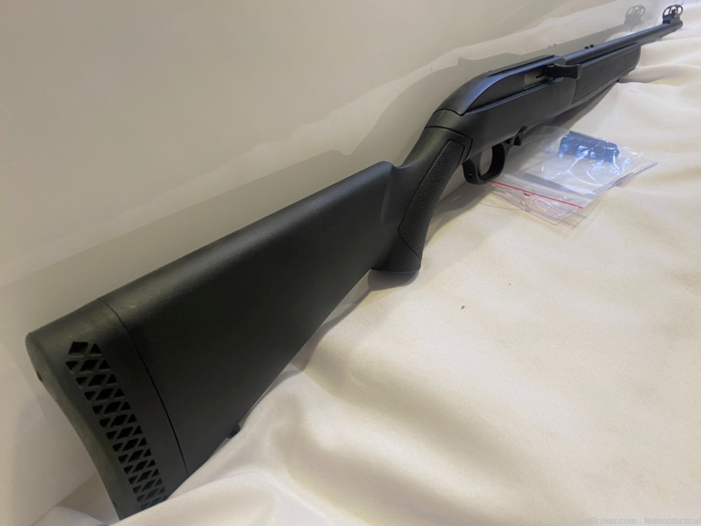 USED Mossberg 702 Plinkster .22LR Rifle-img-1