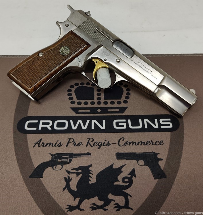 Browning Hi-Power in 9mm, Nickel, Born in 1980, RARE & EXCELLENT-img-1