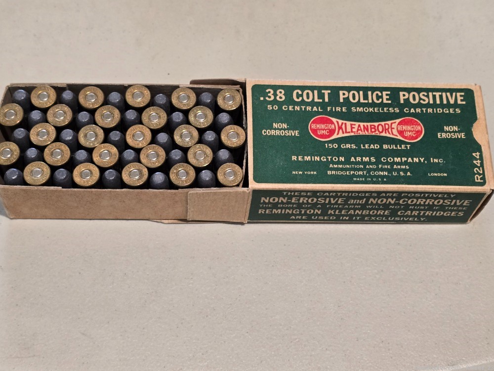 Vintage Box of .38 Colt Police Positive Ammo-img-4